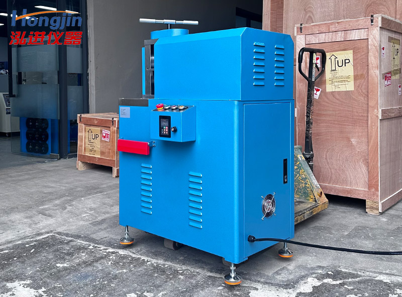 小型电动加热精轧机